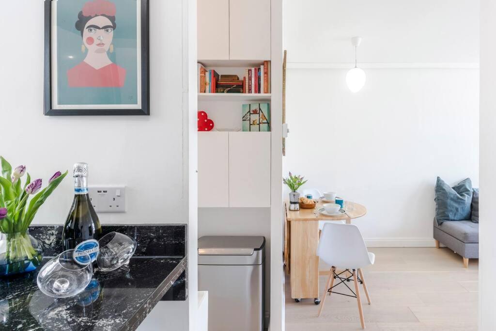 The Clarence, Central London Apartment W/ Wifi Exterior photo